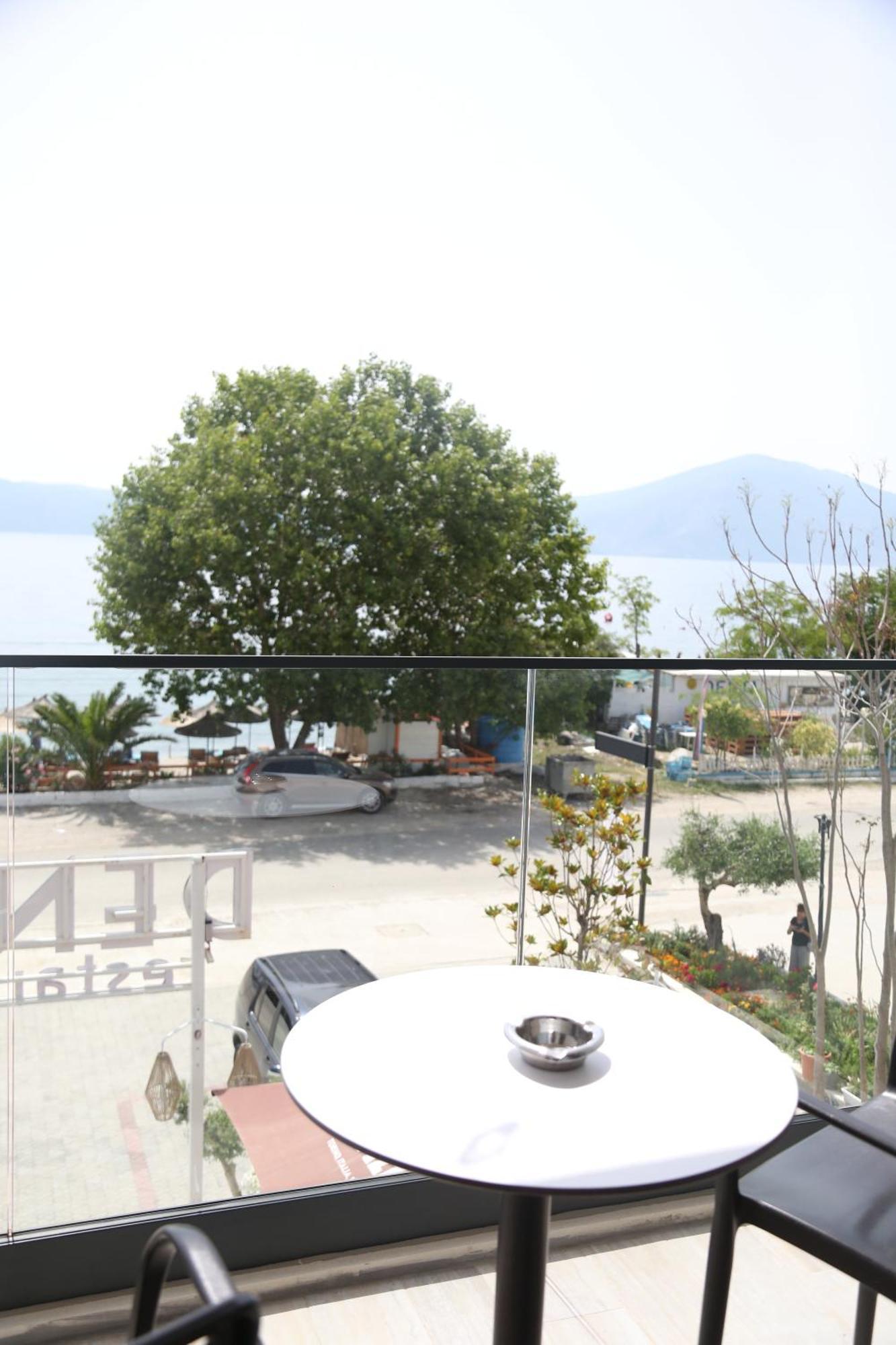 B&B Champagne, Vlore Bay Радиме Екстер'єр фото